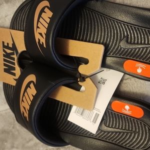 Womans Nike Slides New